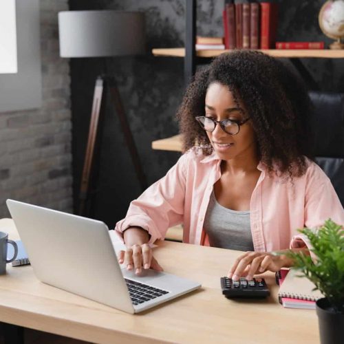 Everything you need to know about e-Invoicing with Zoho Books
